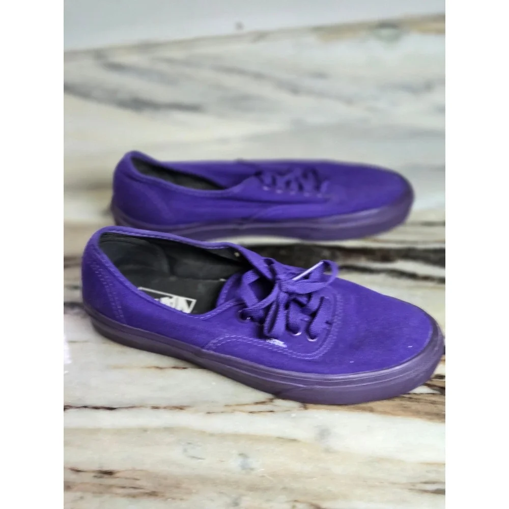 Vans Authentic Lo Pro Purple Monochromatic Canvas Sneakers Mens 7.5‎ Womens 9